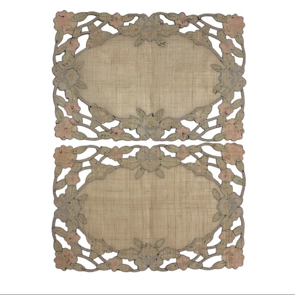 Vintage 9 PC Set Floral Hand Embroidered Scalloped Linen Table Runner Place Mats - Picture 3 of 16